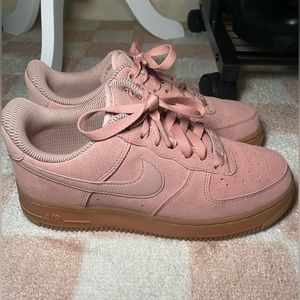 Women’s Air Force 1 “particle pink”